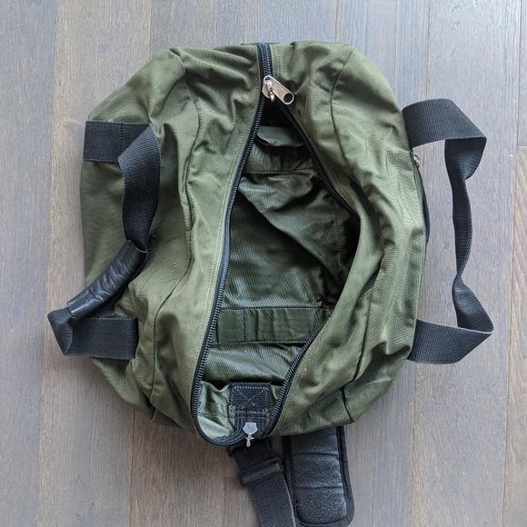 MEC Duffle Bag - Picture 3 of 7